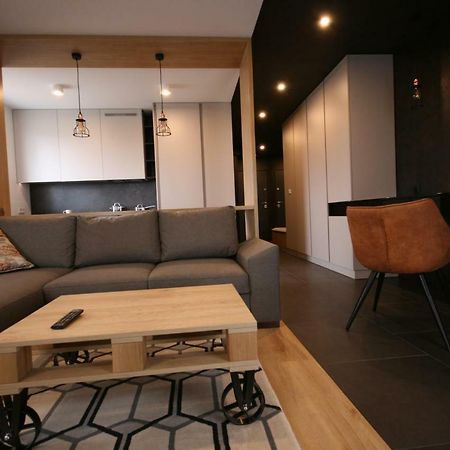 Apartament Zagnanska - Garaz Apartment เคียลเซ ภายนอก รูปภาพ